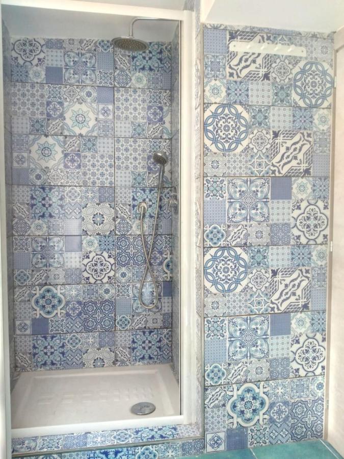 Casa Adriano Apartment Procida Ngoại thất bức ảnh